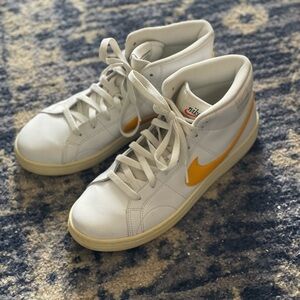 Women's Nike Court Royale 2 Mid White/Cream/University Gold